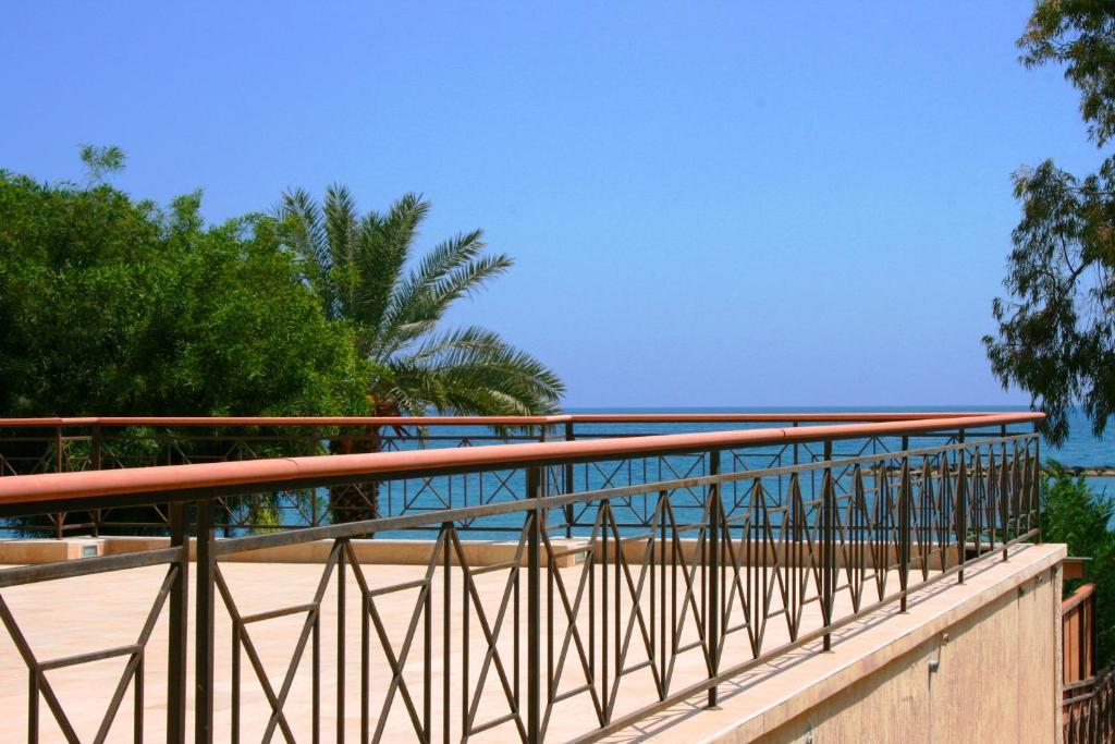 Sunrise Arches Apartments Limassol Cameră foto