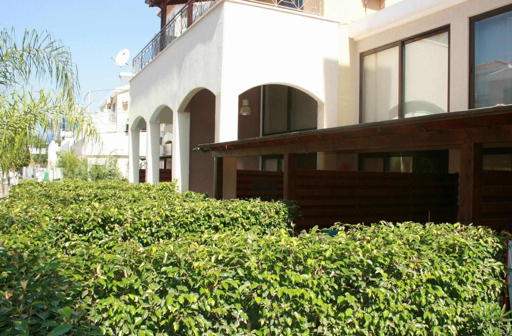 Sunrise Arches Apartments Limassol Exterior foto